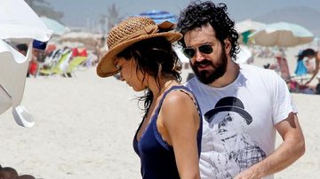 Caco Ciocler aproveita folga para namorar - Johson Parraguez/ Photo Rio News