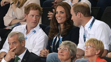 Kate Middleton se diverte com Príncipe William e Harry nos jogos de Commonwealth - AKM-GSI/Splash