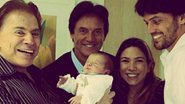 Silvio Santos com o netinho Pedro, Patrícia Abravanel, Fábio Faria e Robinson Faria - Instagram/Reprodução