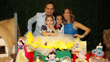 Márvio Lúcio, o Carioca do Pânico, festeja o aniversário dos filhos Nicolas e Lorena - Photo Rio News