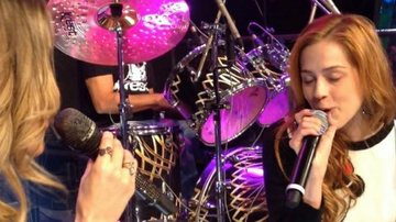 Sophia Abrahão e Claudia Leitte cantam juntas no palco do Altas Horas - Instagram/Reprodução