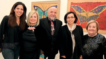 O casal Christina e Paulo entre Leticia, a cônsulgeral do Brasil em Genebra, Maria Nazareth Farani Azevêdo, e Paula Oiticica, mãe da artista. - ALVARO TEIXEIRA
