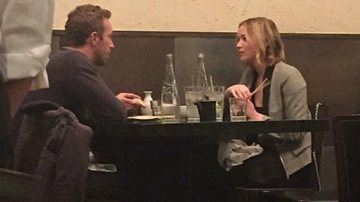 Chris Martin e Jennifer Lawrence jantam juntos em Los Angeles - Tumblr.com