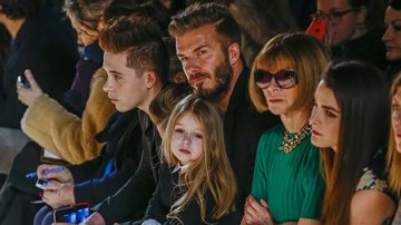 David Beckham e Harper ao lado de Anna Wintour - Reuters
