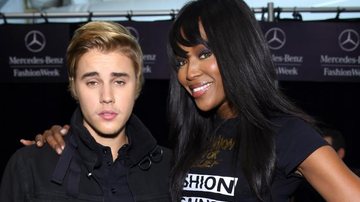 Justin Bieber e Naomi Campbell - Getty Images