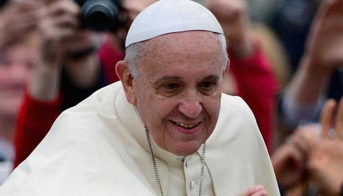 Papa Francisco estava dentro do papamóvel quando foi surpreendido - Getty Images