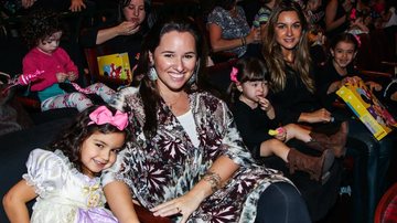 Mariana Belem leva a filha, Laura, para assistir o ‘Disney Live!’ em São Paulo - Manuela Scarpa/Photo Rio News