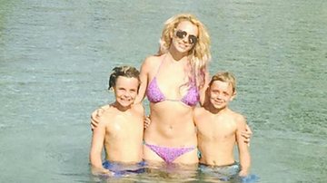 Britney Spears com os filhos no Havaí - Instagram/Reprodução