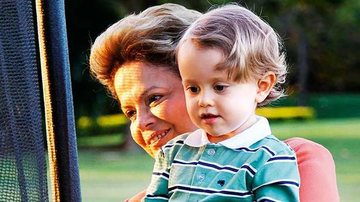 Dilma Rousseff e seu neto, Gabriel - Reprodução