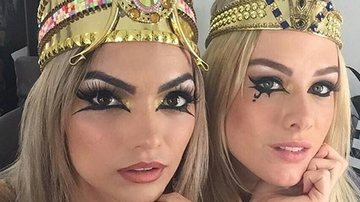 Kelly Key e Fiorella Mattheis se vestem de Cleópatra - Reprodução/ Instagram