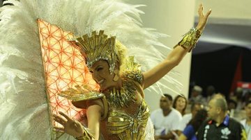 Ana Hickmann brilha em desfile no Anhembi - Amauri Nehn/Brazil News
