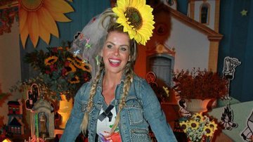 Karina Bacchi curte a festa junina da ONG Florescer - Amauri Nehn / Brazil News