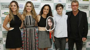 Rosanne Mulholland, Ingrid Guimarães, Alice Braga, Fábio Assunção e o filho, João - MARCOS FERREIRA/Brazil News