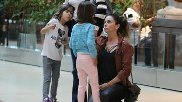 Giovanna Antonelli curte passeio com as filhas e amigos no Rio de Janeiro - AgNews