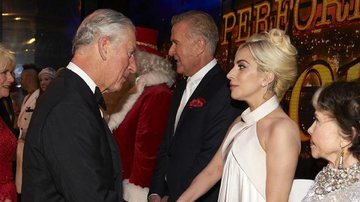 Lady Gaga encontra príncipe Charles e a Duquesa de Cornwall - Getty Images