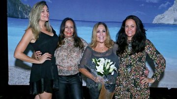 Susana Vieira ladeada por Scarlet, Suzana Gonçalves e Bianca Sack - ANDERSON BORDE/AGNEWS