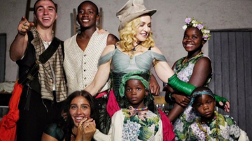 Madonna reúne os seis filhos - Instagram/Reprodução