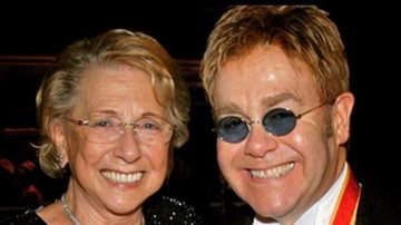 Elton John e Sheila Farebrother - Reprodução/Instagram