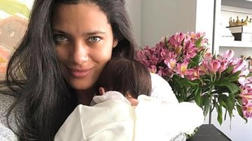 Ildi Silva com a filha, Aya Maria - Reprodução / Instagram