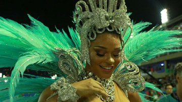 Juliana Alves mostra demais em desfile na Sapucaí - Dilson Silva/ AGNews