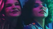 Julia Konrad e Crsitiana Oliveira protagonizam clipe - Reprodução/Youtube
