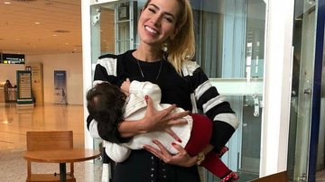 Adriana Santana e a filha - Reprodução Instagram