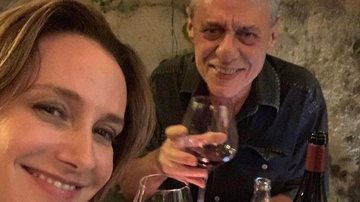 Chico Buarque e Carol Proner - Reprodução/Instagram