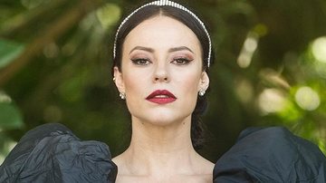 Paolla Oliveira comentou sobre vestido de casamento gótico de Vivi Guedes: ''Dramático'' - Globo/Raquel Cunha