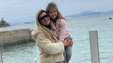 Filha de Mirella Santos e Ceará aparece vestida de bruxa - Instagram