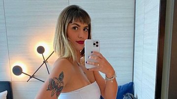 Noiva de José de Abreu aparece topless em clique ousado - Instagram