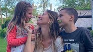 Gisele Bündchen posa com os filhos torcendo para o marido - Reprodução/Instagram