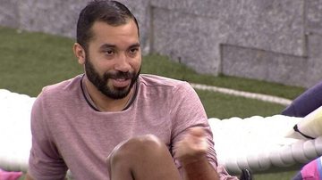 Gilberto desabafa com sisters após conversa com Carla Diaz - Reprodução/TV Globo