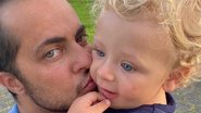 Thammy Miranda encanta ao posar para um adorável registro com seu filho, Bento - Reprodução/Instagram