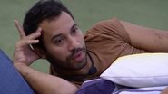 BBB21: Gilberto analisa briga entre Pocah e Juliette - Reprodução/TV Globo