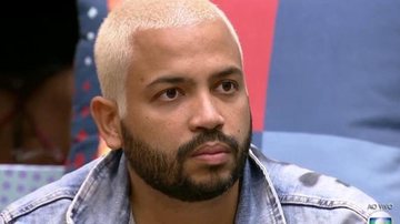 Rapper fez as pazes com o seu espelho - Divulgação/TV Globo