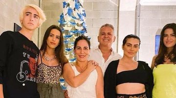 Gloria Pires se derrete ao compartilhar cliques da família - Reprodução/Instagram