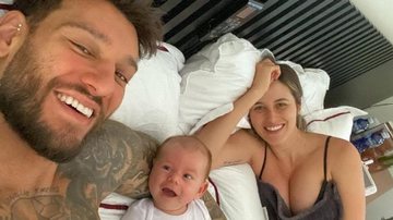Lucas Lucco encanta ao surgir com a esposa e o filho Luca - Reprodução/Instagram