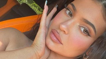 Kylie Jenner dispensa blusa e exibe curvas esculturais em vídeo - Foto/Instagram