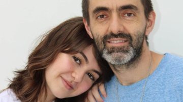 Klara Castanho encanta a web ao escrever um linda declaração de amor ao seu pai, Claudio Castanho - Reprodução/Instagram