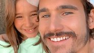 Nicolas Prattes surge coladinho com a irmã caçula - Reprodução/Instagram