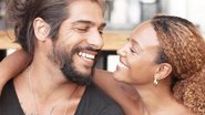 Em clima de romance, Sheron Menezzes dá beijão no marido - Reprodução/Instagram