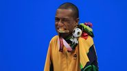 Gabriel Araújo conquista ouro na natação e comemora na web - Crédito: Buda Mendes/Getty Images
