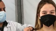 Sophia Valverde é vacinada contra covid-19 - Reprodução/Instagram