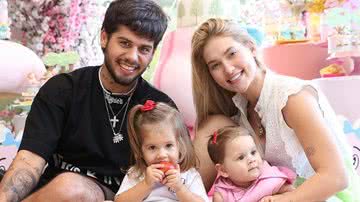 Virgínia Fonseca com o marido, Zé Felipe, e as filhas, Maria Alice e Maria Flor - Reprodução Instagram
