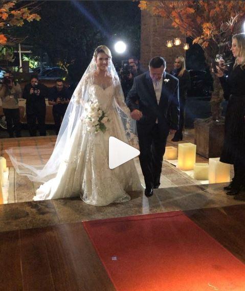 vestido de noiva beca milano