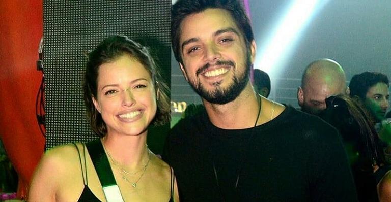 O casal globo foi visto aos beijos em uma festa balada no Rio de Janeiro