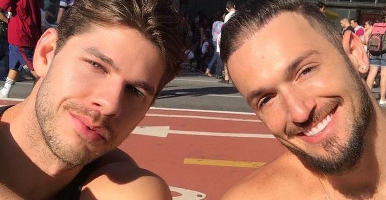 Diego Hypólito é vítima de homofobia após posar ao lado do suposto namorado