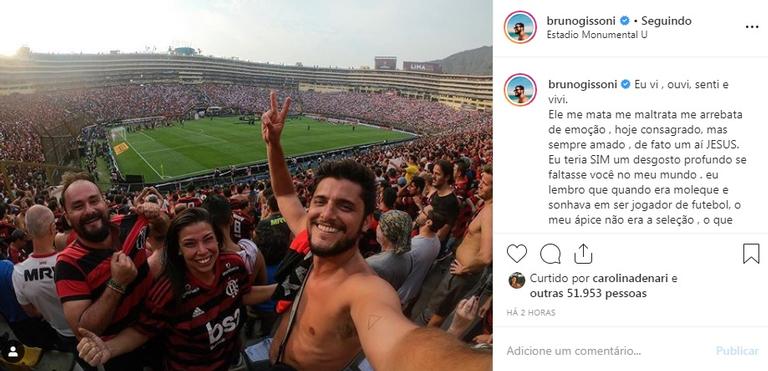 Bruno Gissoni celebra vitória do Flamengo