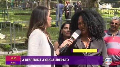 Mulher se confunde e manda beijo para Sonia Abrão no 'Se Joga'