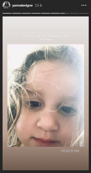 Yanna Lavigne compartilha selfie feita pela filha